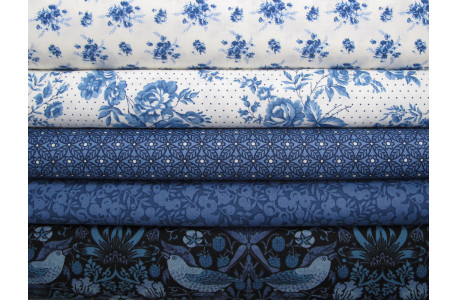 Stoffpaket Baumwollstoffe Blumen Vögel blau weiß